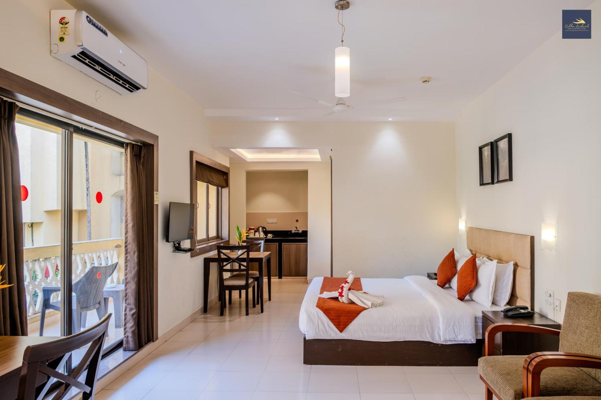 Golden Landmark Green Valley Beach Resort Dona Paula Esterno foto